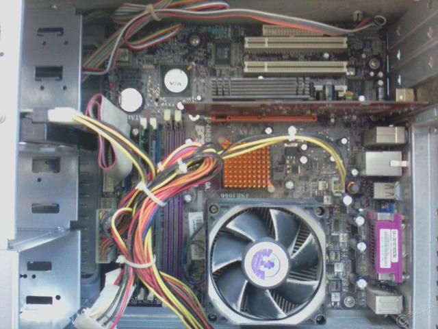 电脑机箱漏电的注意事项